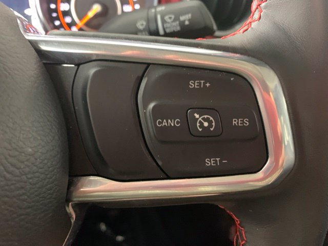 Used 2023 Jeep Gladiator Rubicon w/ Cold Weather Group AWD/4WD image 29