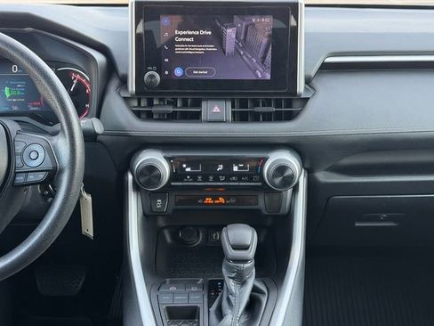 Certified 2023 Toyota RAV4 LE image 20