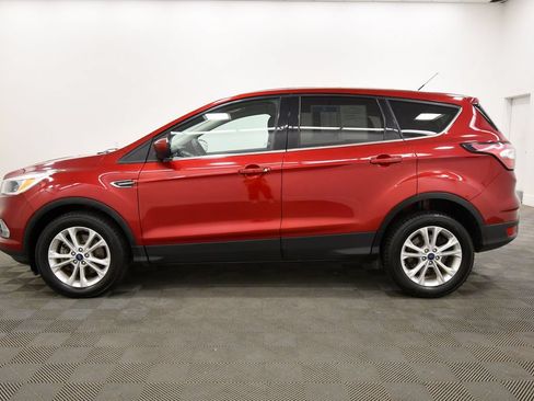 Used 2017 Ford Escape SE AWD/4WD image 4