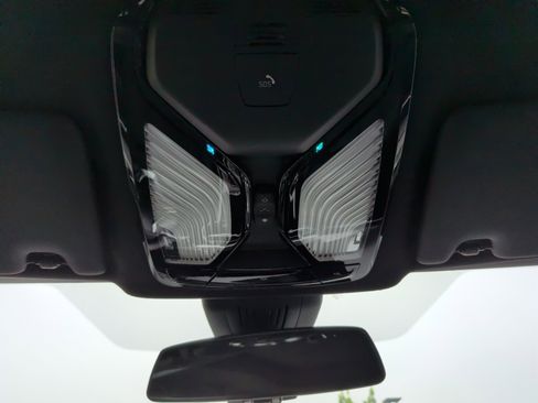 Certified 2023 BMW i4 eDrive35 w/ Premium Package image 31