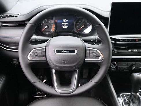 New 2026 Jeep Compass Latitude AWD/4WD image 20