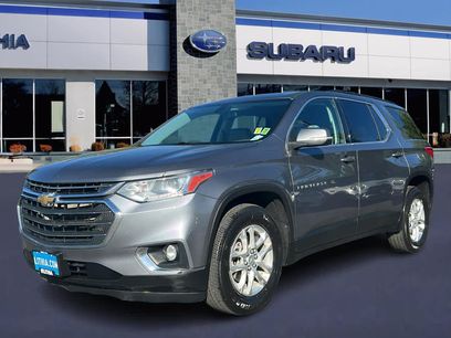 Used 2021 Chevrolet Traverse LT