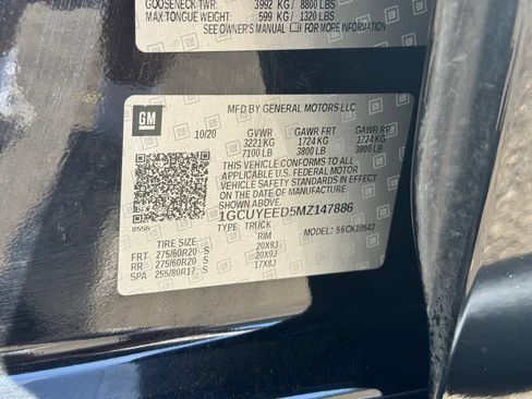 Used 2021 Chevrolet Silverado 1500 RST AWD/4WD image 34