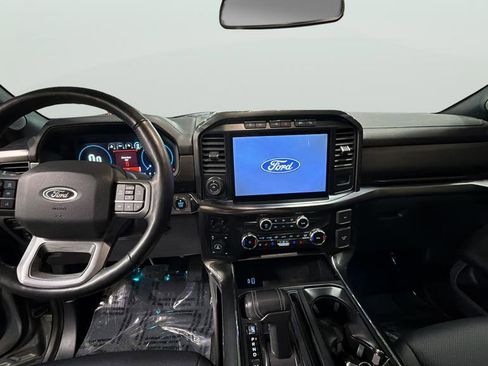 Used 2022 Ford F150 Lariat w/ Equipment Group 502A High image 9