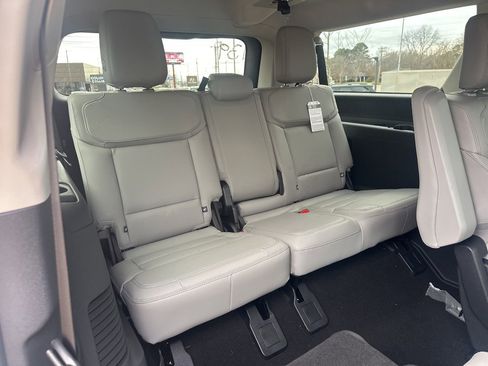 New 2026 Ford Expedition Max Active image 13