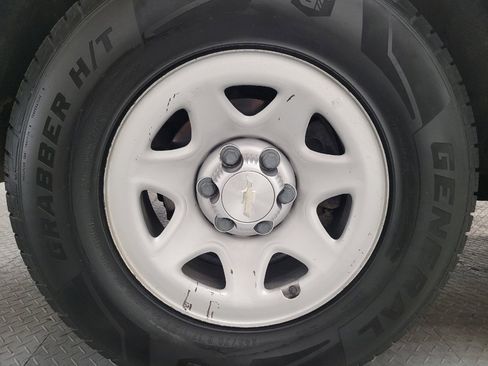 Used 2019 Chevrolet Silverado 1500 W/T AWD/4WD image 31