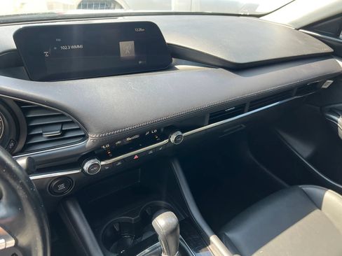 Used 2023 MAZDA MAZDA3 s FWD image 21