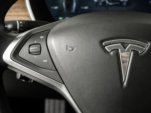 Used 2016 Tesla Model S AWD image 9