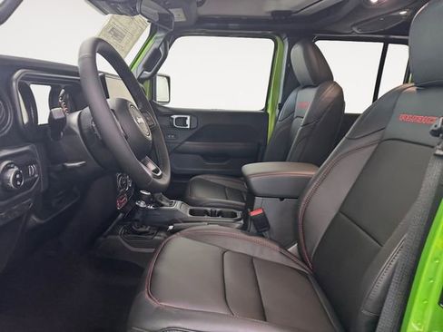New 2025 Jeep Gladiator Rubicon w/ Safety Group image 6