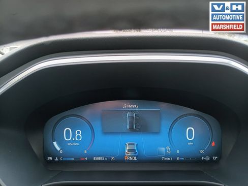 Used 2023 Ford Escape Platinum w/ Premium Technology Package AWD/4WD image 10