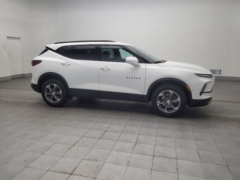 Used 2024 Chevrolet Blazer LT w/ Convenience Package FWD image 11
