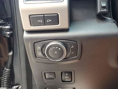 Used 2019 Ford F250 Lariat w/ Lariat Ultimate Package AWD/4WD image 18