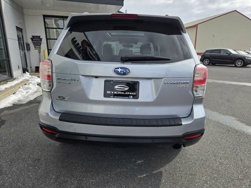 Used 2017 Subaru Forester 2.5i Touring image 8