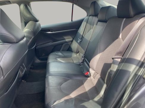 Used 2022 Toyota Camry XSE w/ Navigation Package image 31
