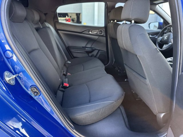 Used 2019 Honda Civic EX image 9