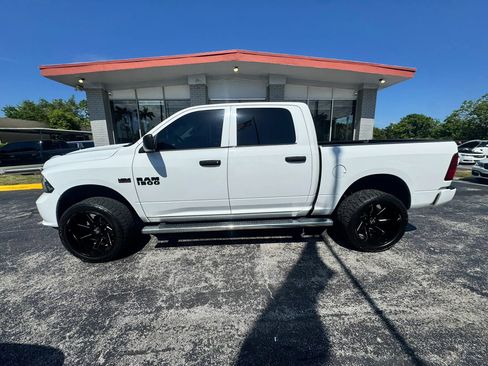 Used 2017 RAM 1500 Express w/ Express Value Package RWD image 9