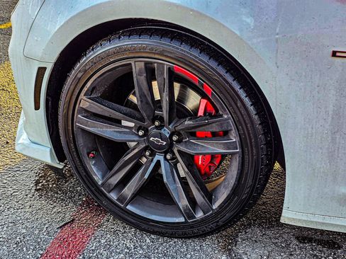 Used 2023 Chevrolet Camaro SS w/ Redline Edition image 8