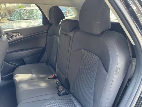 Used 2025 Kia Sportage LX FWD image 36