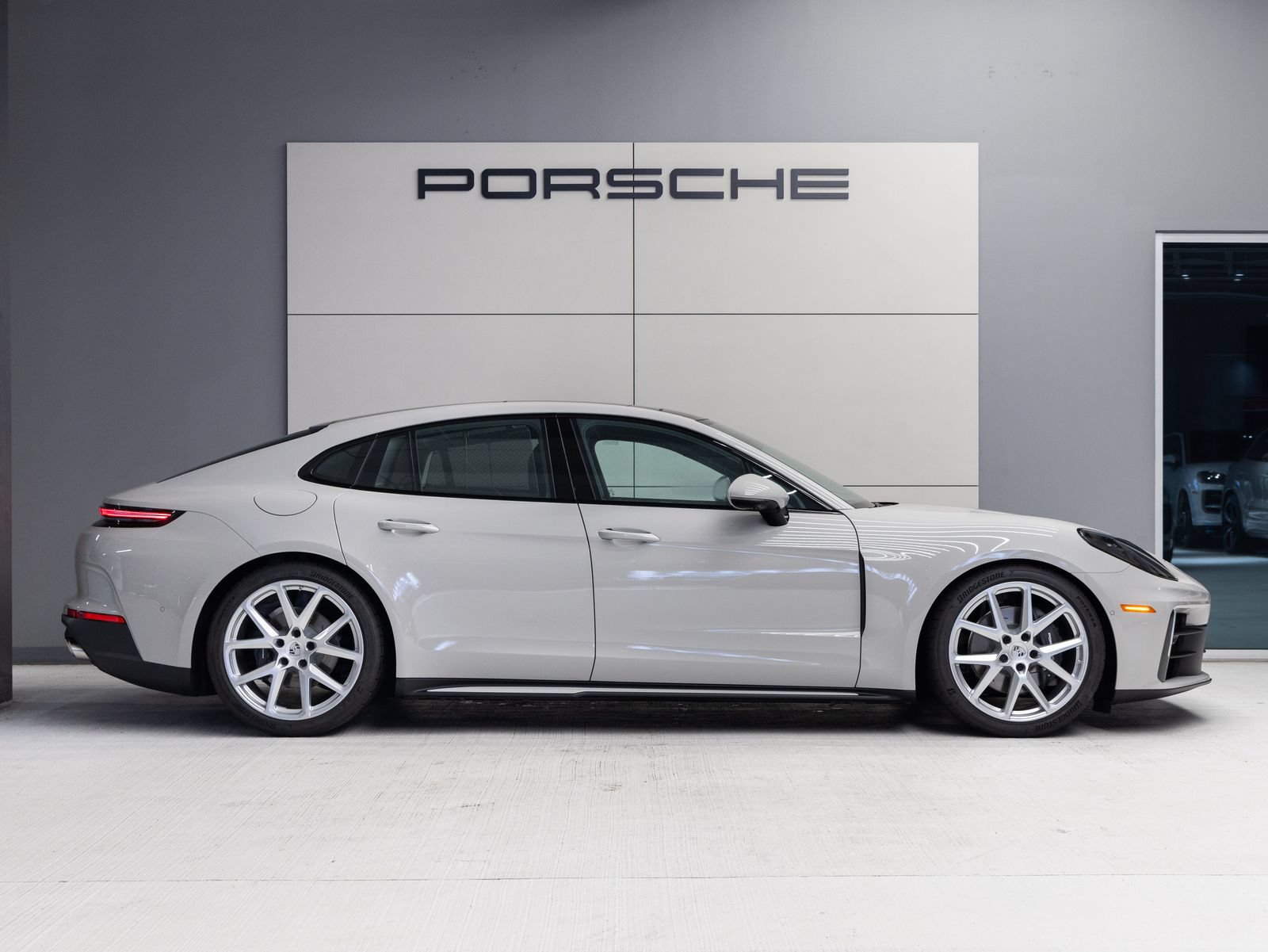 New 2026 Porsche Panamera 4 AWD/4WD image 8