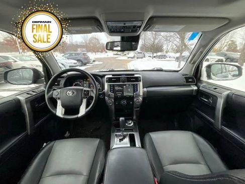 Used 2022 Toyota 4Runner SR5 Premium image 12