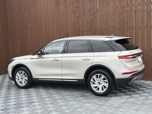 Used 2023 Lincoln Corsair FWD image 16