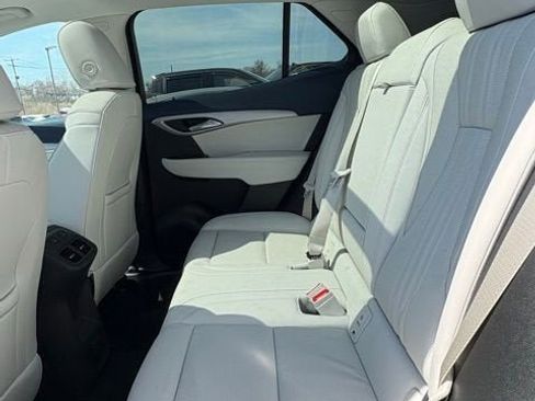 New 2026 Buick Envision Avenir AWD/4WD image 16