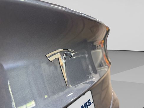 Used 2020 Tesla Model 3 Standard Range RWD image 42