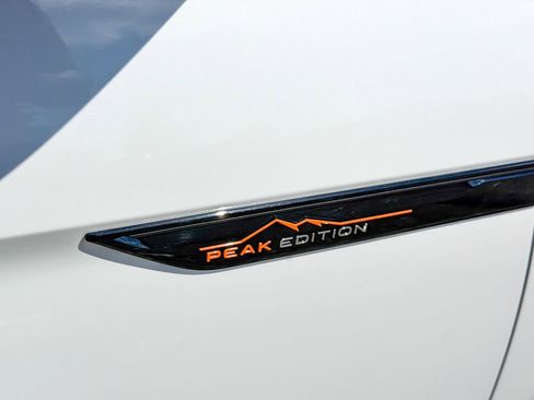New 2026 Volkswagen Atlas Peak Edition AWD/4WD image 7