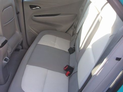 Used 2020 Chevrolet Bolt Premier w/ Infotainment Package image 25