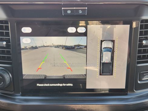 New 2026 Ford F250 Lariat w/ Black Appearance Package image 19