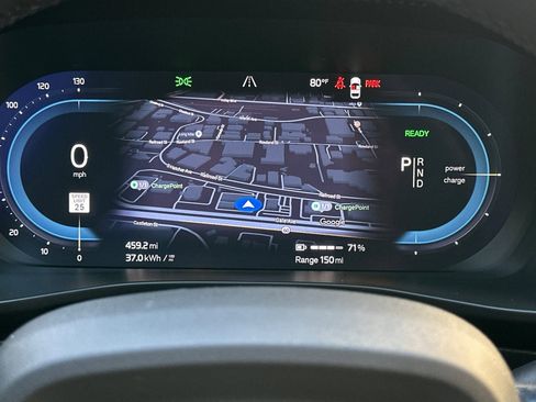 Used 2023 Volvo XC40 Recharge Ultimate image 29