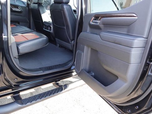 Used 2023 GMC Sierra 1500 Elevation w/ X31 Off-Road Package AWD/4WD image 32
