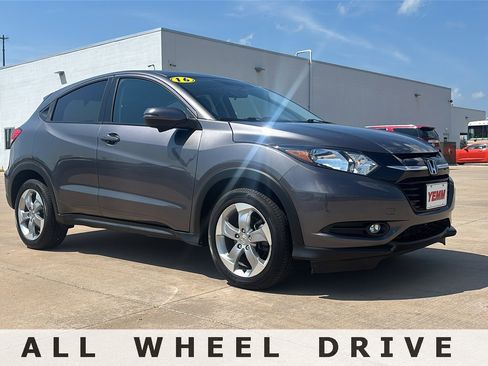 Used 2016 Honda HR-V EX image 2