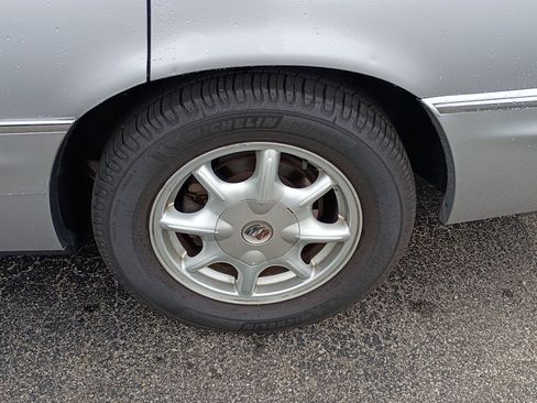 Used 2003 Buick Park Avenue FWD image 10