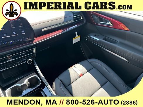 New 2026 Chevrolet Traverse RS AWD/4WD image 21