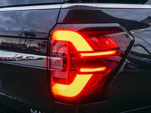 Used 2024 Ford Expedition Max Limited image 8