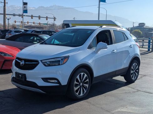 Used 2020 Buick Encore Essence image 9