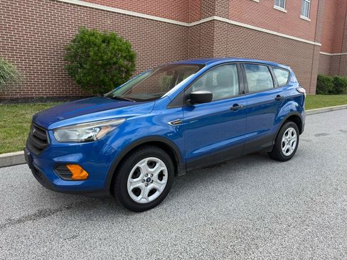 Used 2018 Ford Escape S FWD image 4