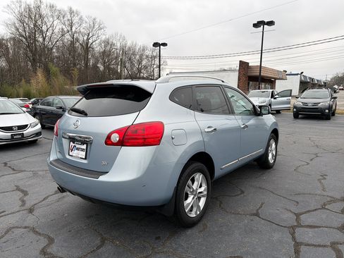 Used 2013 Nissan Rogue SV image 5