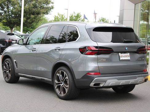 Used 2025 BMW X5 sDrive40i w/ Premium Package RWD image 5