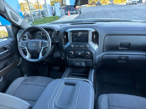 Certified 2022 Chevrolet Silverado 1500 RST image 6