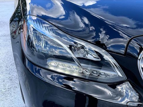 Used 2016 Mercedes-Benz E 350 Sedan image 25