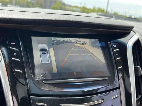 Used 2018 Cadillac Escalade Premium Luxury AWD/4WD image 32