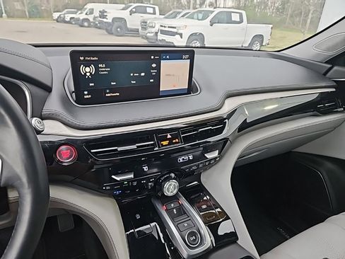 Used 2023 Acura MDX SH-AWD w/ Advance Package image 19