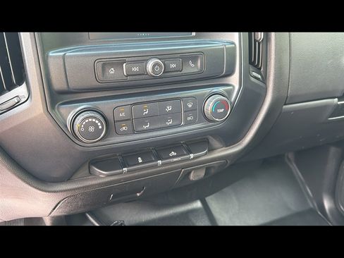 Used 2019 Chevrolet Silverado 2500 W/T AWD/4WD image 20
