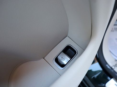 Used 2023 Mercedes-Benz EQS 450+ 4MATIC SUV w/ Exclusive Trim Package image 30