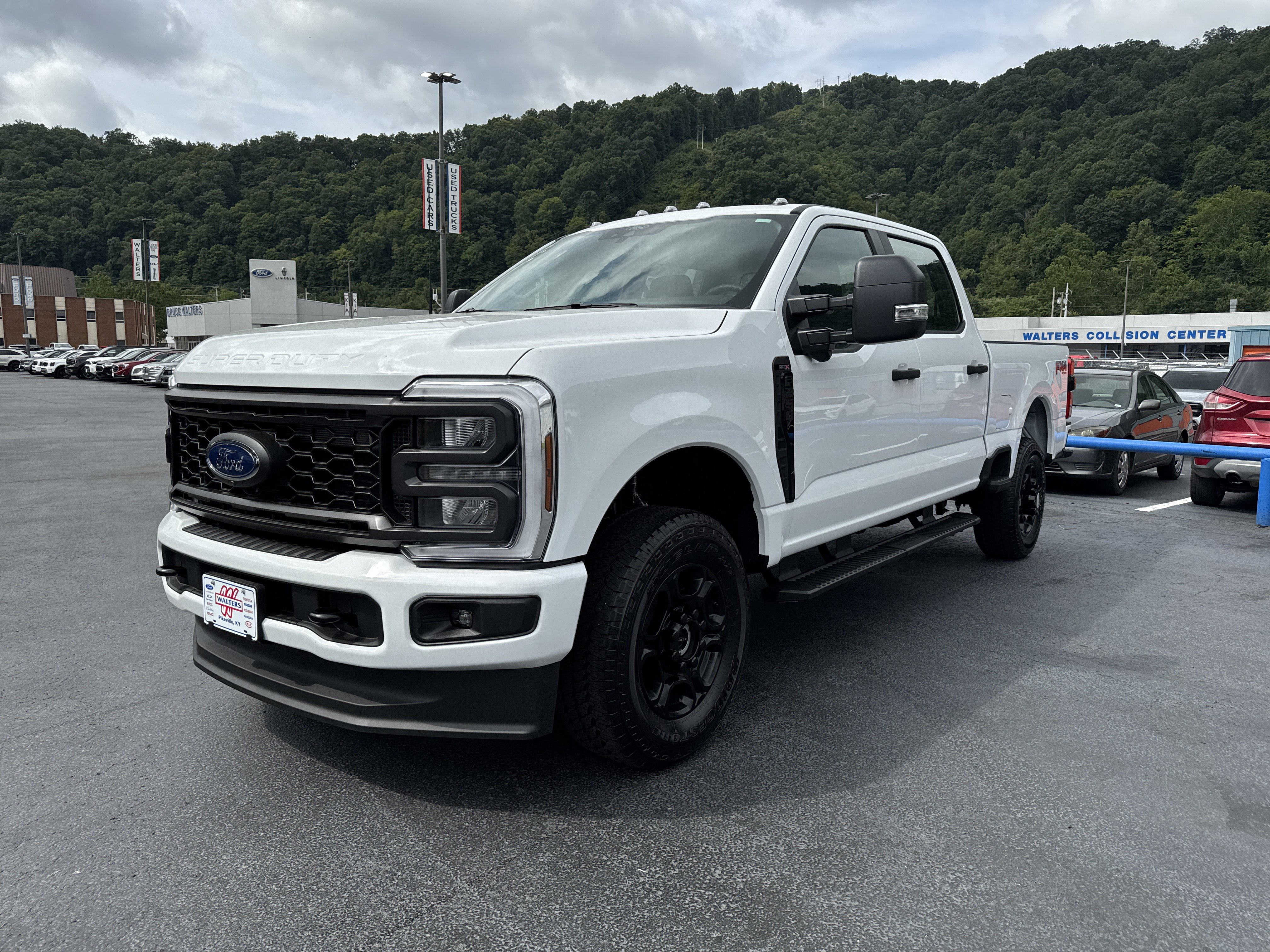 New 2026 Ford F250 XL w/ STX Appearance Package AWD/4WD image 3