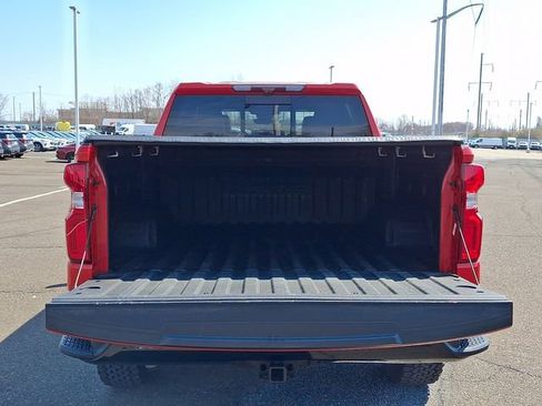 Used 2022 Chevrolet Silverado 1500 ZR2 w/ Technology Package AWD/4WD image 28