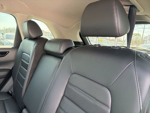 Used 2023 Honda CR-V EX-L image 12