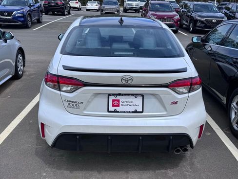 Used 2025 Toyota Corolla SE image 6